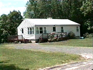 Building photograph for 44 SUNNY RIDGE RD